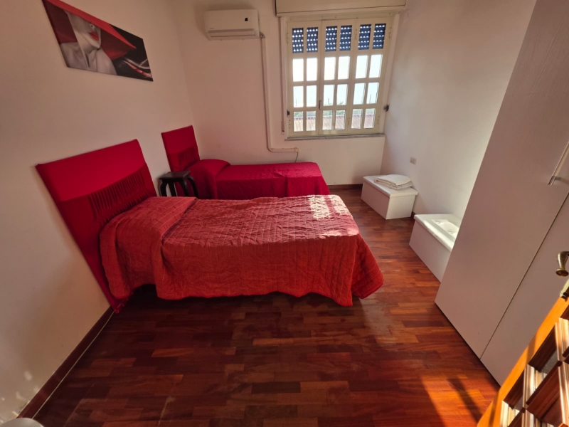 Appartamento Arredato Via Galvani 100 Mq