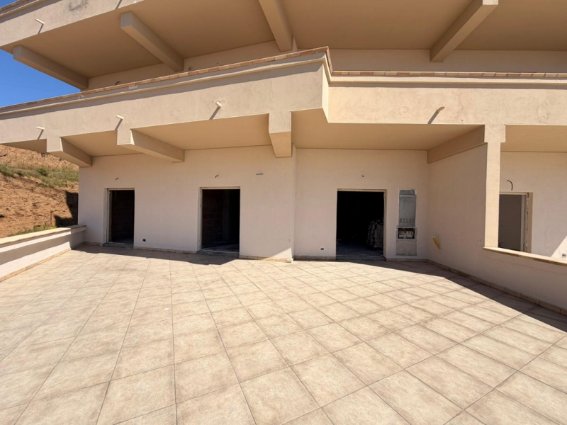 Nuova Costruzione Con Terrazzo e Posto Auto Cardinale Portanova