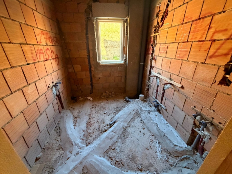 Nuova Costruzione Con Terrazzo e Posto Auto Cardinale Portanova