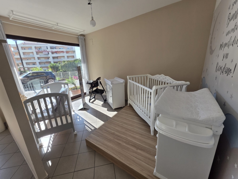 Locale Commerciale C1 Catona 100 Mq