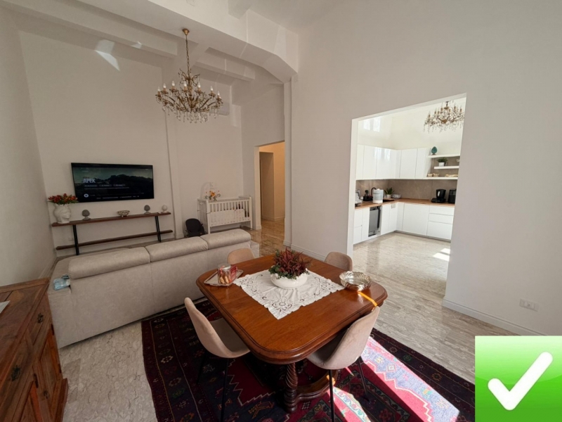 Appartamento Ristrutturato Centro Storico 120 Mq