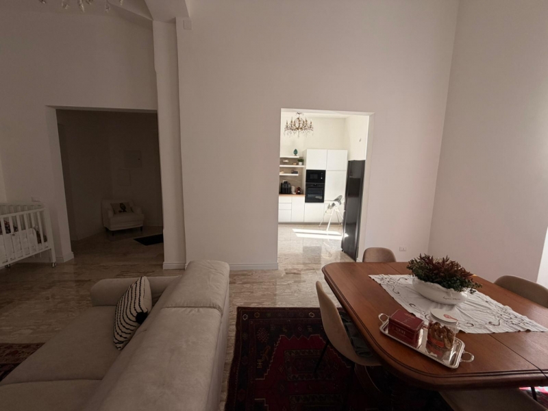 Appartamento Ristrutturato Centro Storico 120 Mq