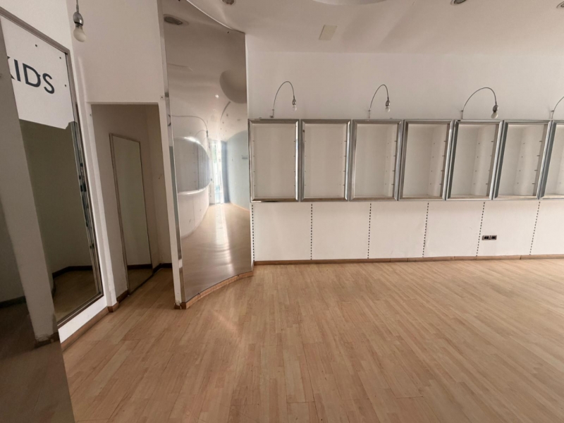 Locale Commerciale C1 Corso Garibaldi