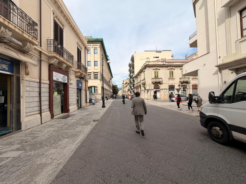 Locale Commerciale C1 Corso Garibaldi