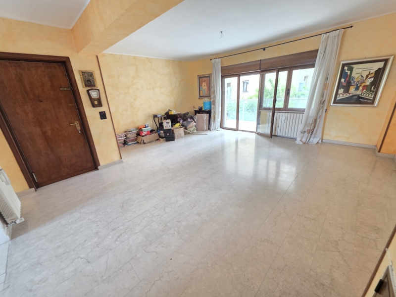 Ampio appartamento Con Posto Auto San Giorgio 120 Mq