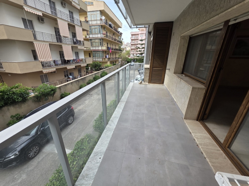 Ampio appartamento Con Posto Auto San Giorgio 120 Mq