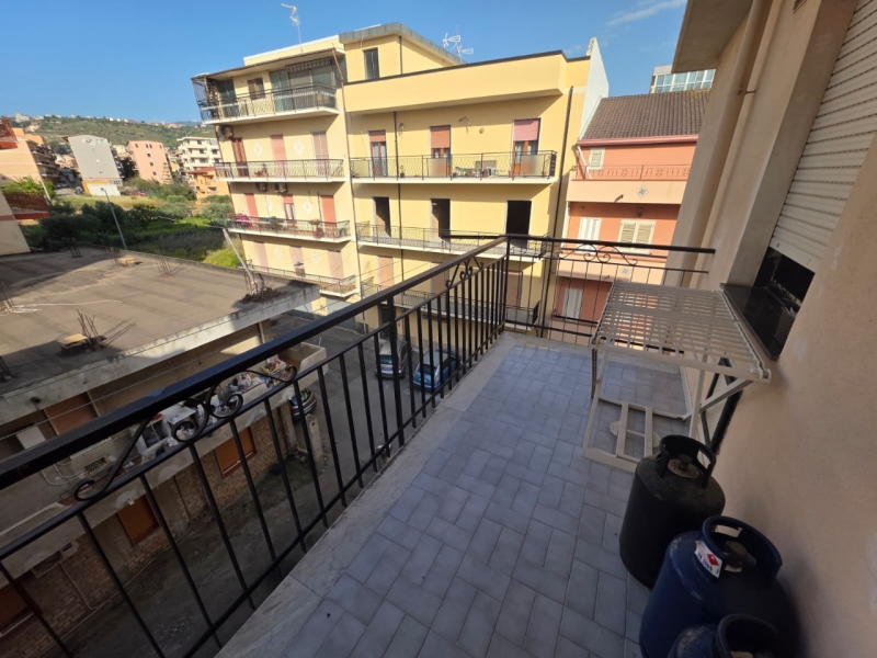 Appartamento Con Deposito Arangea 85 Mq
