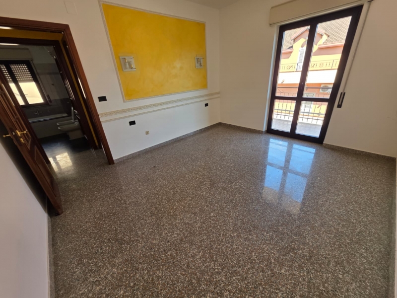 Appartamento Con Deposito Arangea 85 Mq