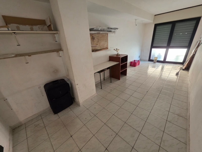 Appartamento Con Deposito Arangea 85 Mq