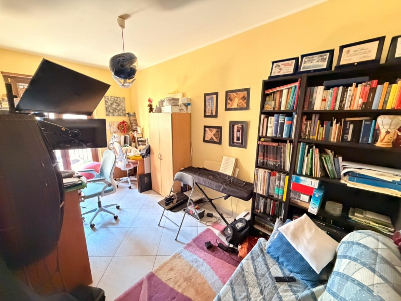Appartamento + Posto Auto Sbarre Inferiori 119 Mq