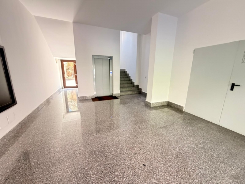 Appartamento + Posto Auto Sbarre Inferiori 119 Mq