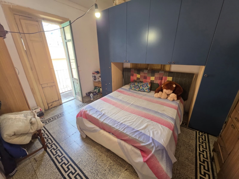 Casa Indipendente Due Livelli Da Ristrutturare + Terrazzo Archi