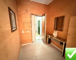 Appartamento Luminoso Via Rausei 130 Mq