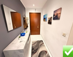 Appartamento Ristrutturato + Posto Auto Segrate 65 Mq