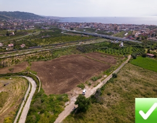 Ampio Terreno Ideale Per Centri Sportivi Gallico 10.000 Mq