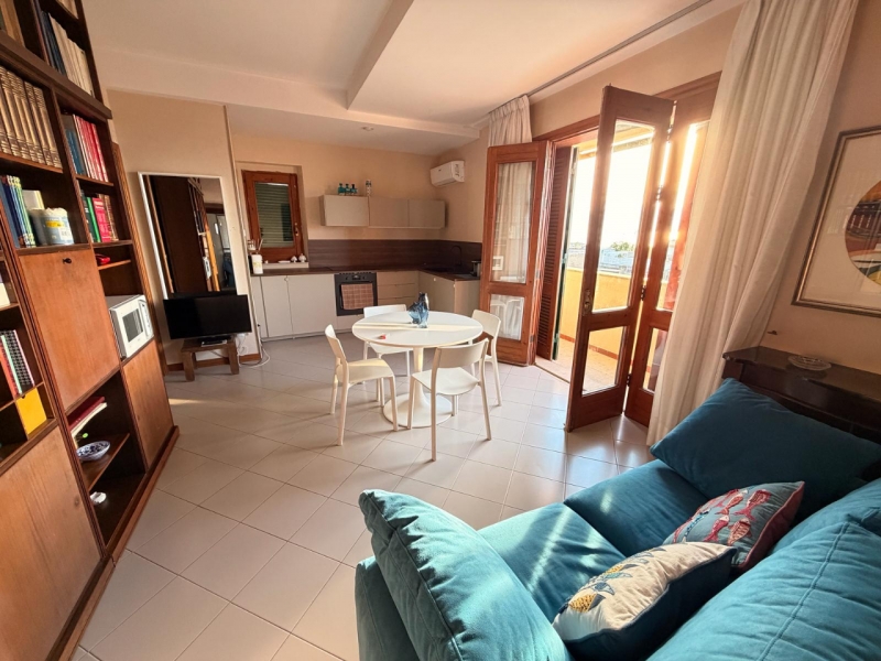 Duplex Prestigioso Su Due Livelli Con Terrazzo Centro Duomo
