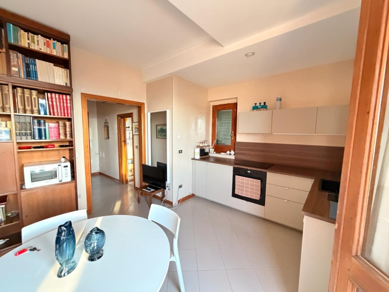 Duplex Prestigioso Su Due Livelli Con Terrazzo Centro Duomo