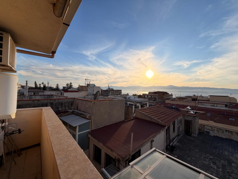 Duplex Prestigioso Su Due Livelli Con Terrazzo Centro Duomo