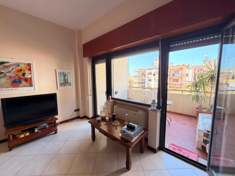 Prestigioso Appartamento Con Posto Auto Santa Caterina 167 Mq