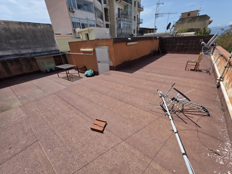 Appartamento Centrale Via Trieste 112 Mq