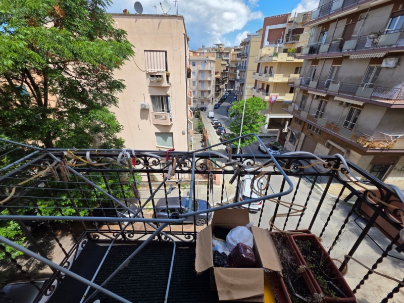 Appartamento Centrale Via Trieste 112 Mq