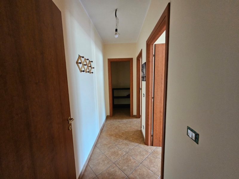Appartamento Arredato Recente Costruzione Archi Carmine