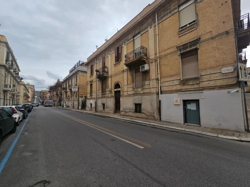 Appartamento Indipendente Arredato Via Torrione
