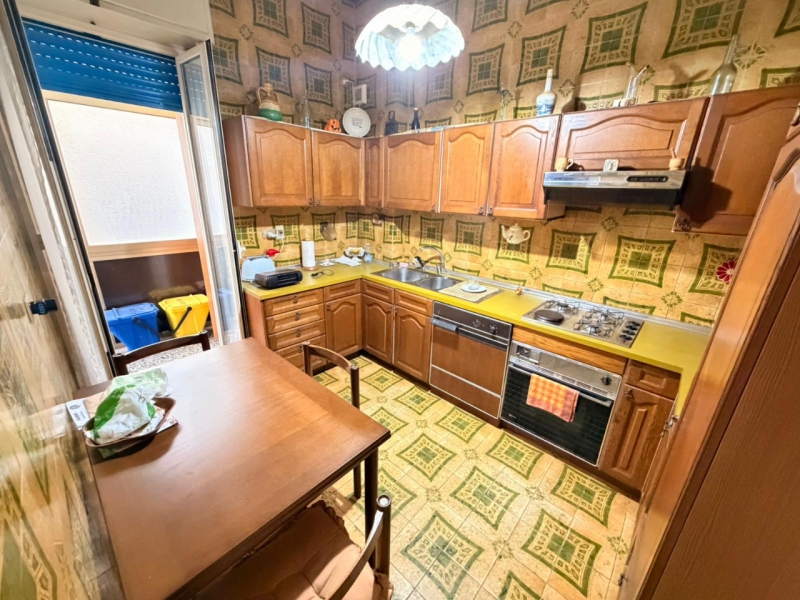 Appartamento Con Cantina Via Nuova Friuli 109 Mq