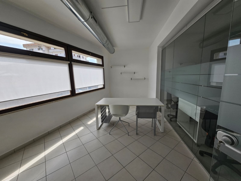 Ampio Ufficio Nuovo A10 Gallico 226 Mq