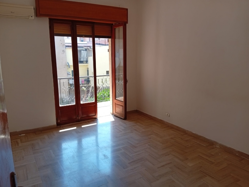 Ampio Appartamento Con Posto Auto Ciccarello 160 Mq