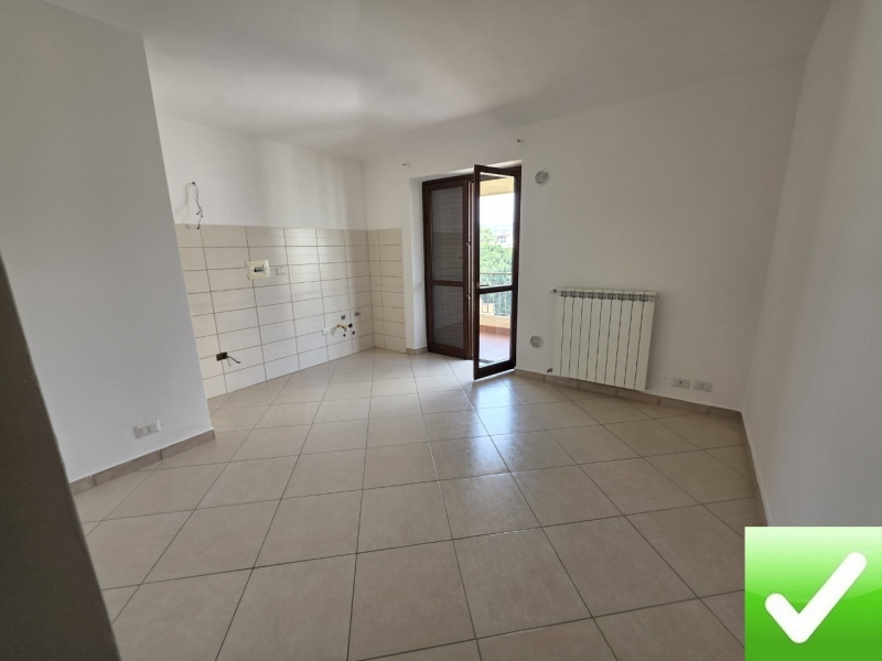 Attico Mansardato Con Posto Auto Catona 80 Mq