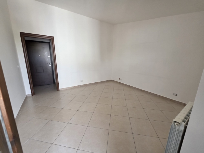 Attico Mansardato Con Posto Auto Catona 80 Mq