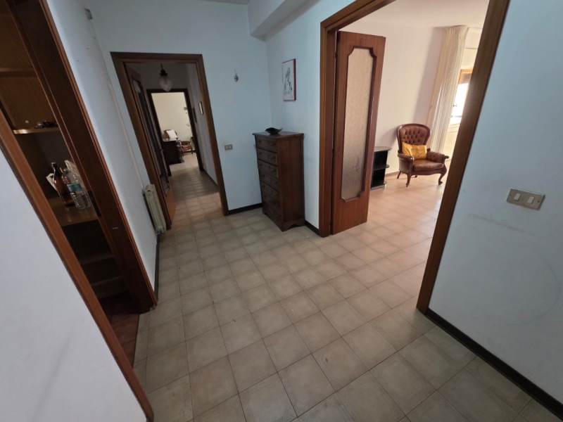 Ampio Appartamento Con Posto Auto Sant'Anna