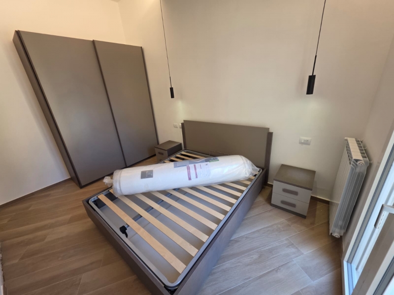 Appartamento Ristrutturato Arredato Viale Amendola 60 Mq