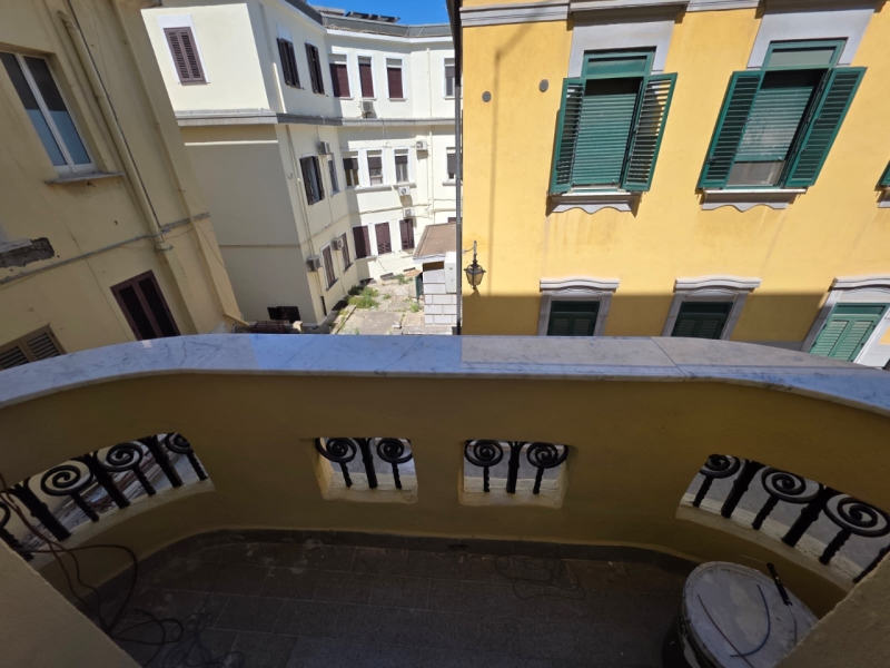 Appartamento Ristrutturato Arredato Viale Amendola 50 Mq
