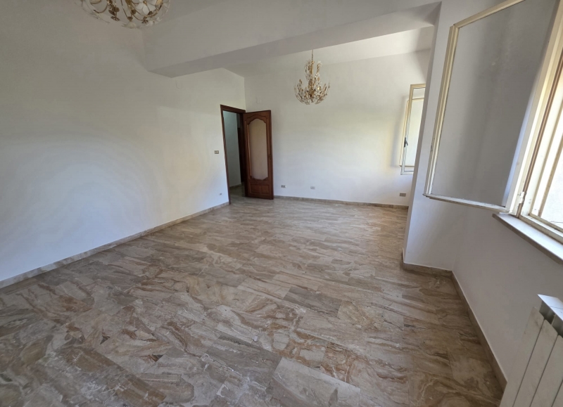 Ampio Appartamento Campo Calabro 140 Mq