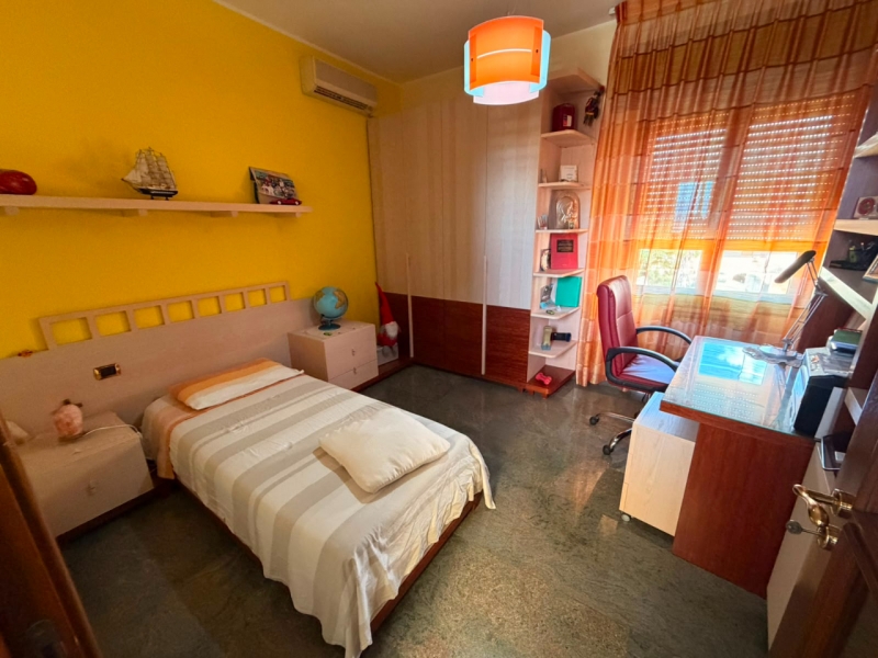 Ampio Appartamento Modena 208 Mq