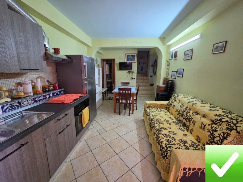 Luglio Duplex Lungomare Scilla 60 Mq