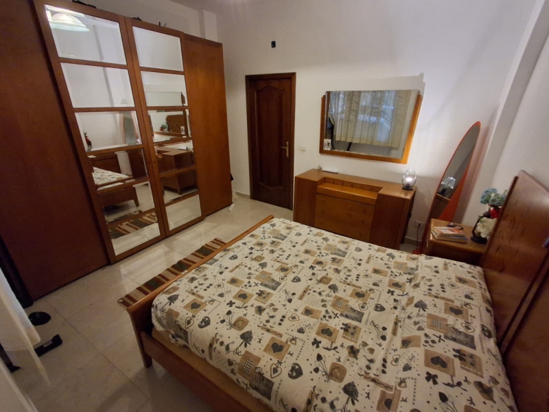 Appartamento Con Cortile Via Trieste 