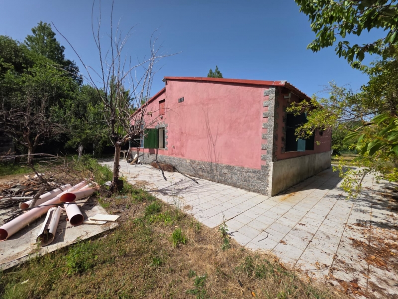 Casa Indipendente 114 Mq Con Corte 386 Mq Gambarie