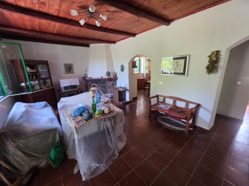 Casa Indipendente 114 Mq Con Corte 386 Mq Gambarie