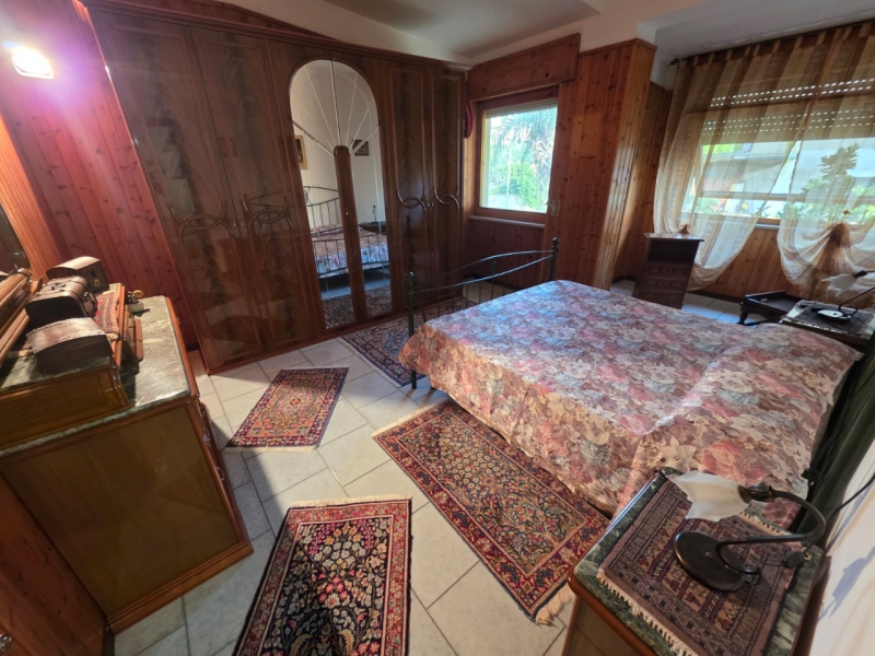 Villa Indipendente Tre Livelli Con Corte Campo Calabro