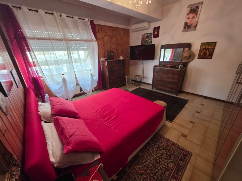 Villa Indipendente Tre Livelli Con Corte Campo Calabro