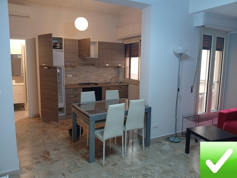 Appartamento Arredato Pressi Villa Comunale