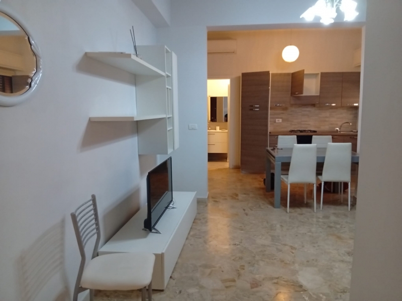 Appartamento Arredato Pressi Villa Comunale