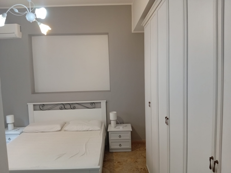 Appartamento Arredato Pressi Villa Comunale