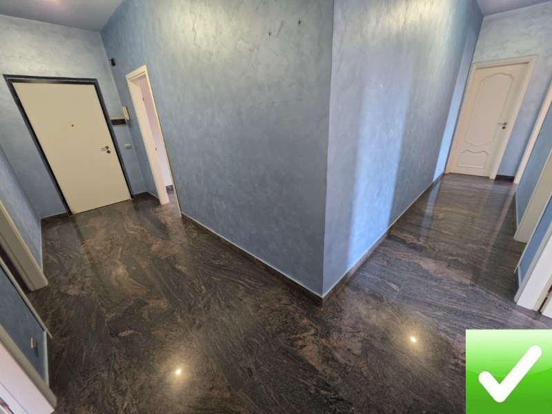 Prestigioso Appartamento Con Veranda Spirito Santo 150 Mq