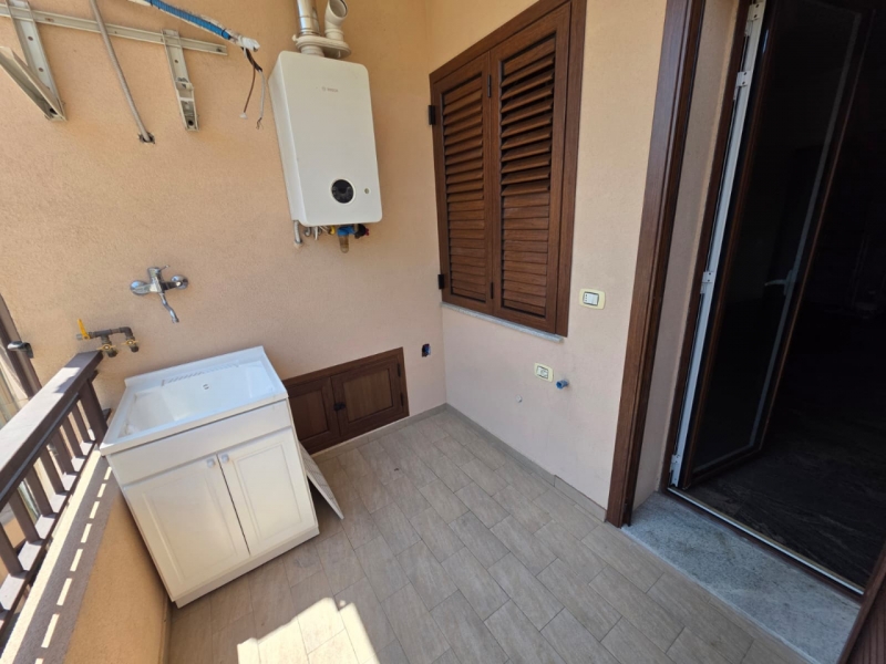 Prestigioso Appartamento Con Veranda Spirito Santo 150 Mq