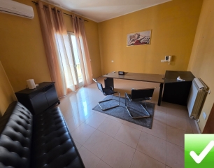 Appartamento Uso Studio Viale Laboccetta 60 Mq