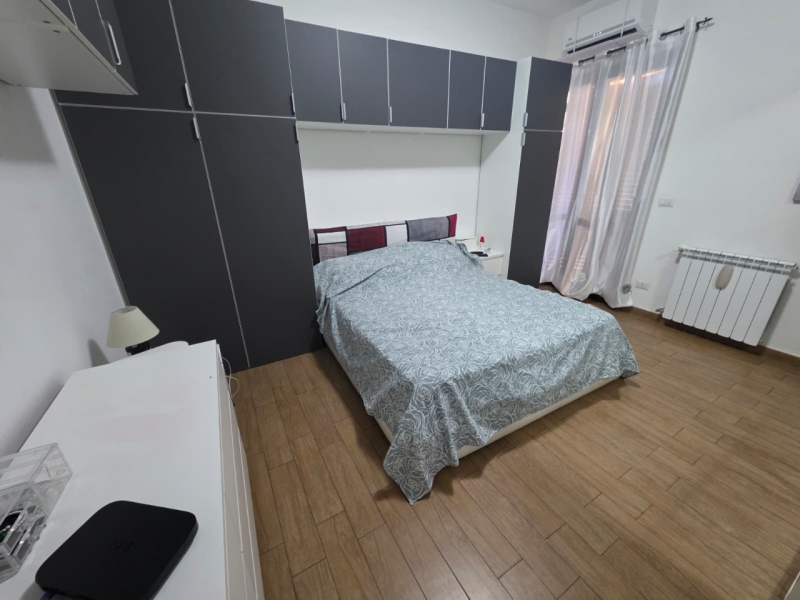 Appartamento Arredato Con Veranda e Posto Auto Ravagnese